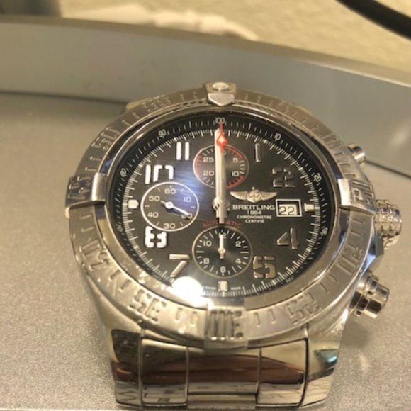 Pre-owned Swiss Made pilot's watch - Breitling Super Avenger II Price Firm - Picture 3 of 10